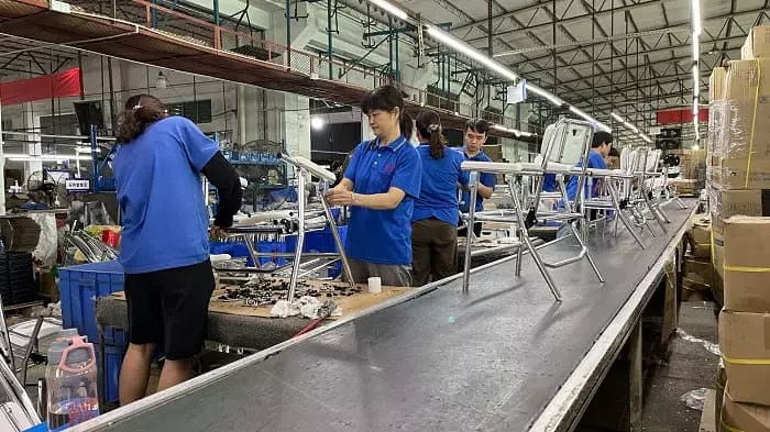 သင့်လုပ်ငန်းအတွက် အကောင်းဆုံး Rolling Shower Commode Chair ကို ဘယ်လိုရွေးချယ်မလဲ။